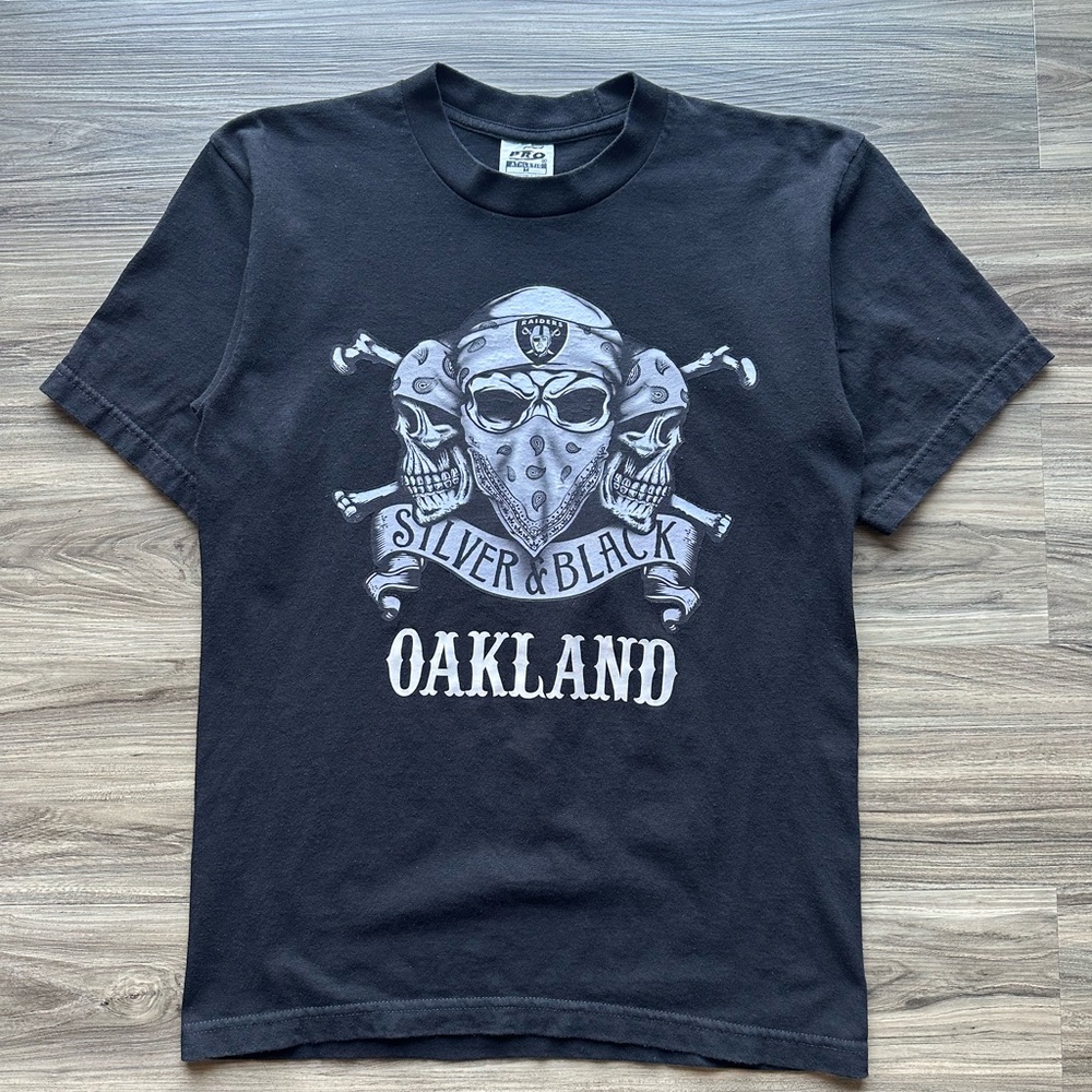 Vintage Y2K Oakland Raiders Tee